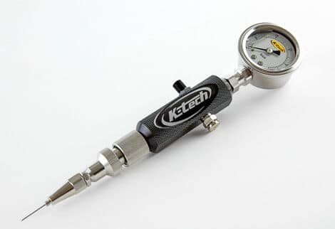 Dispozitiv de umplere cu azot pentru valve tip ac și Schrader