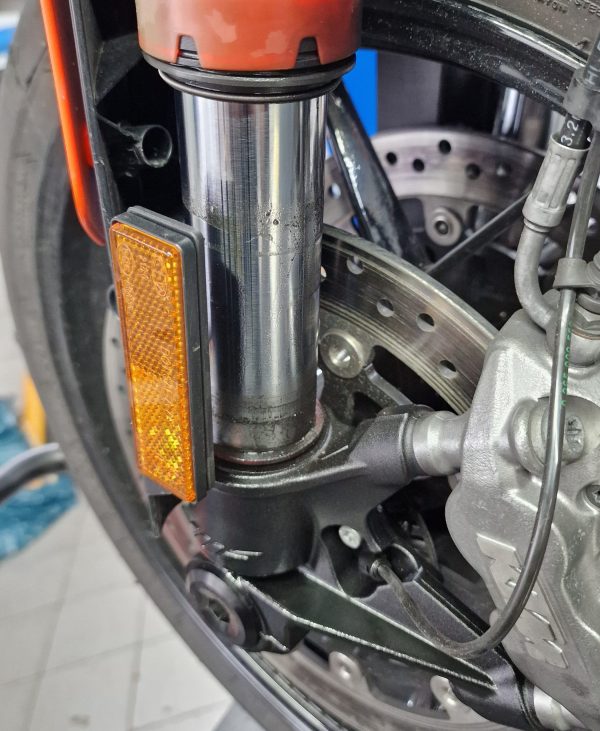 Scurgeri simeringuri furcă față: Cauze, soluții și prevenire